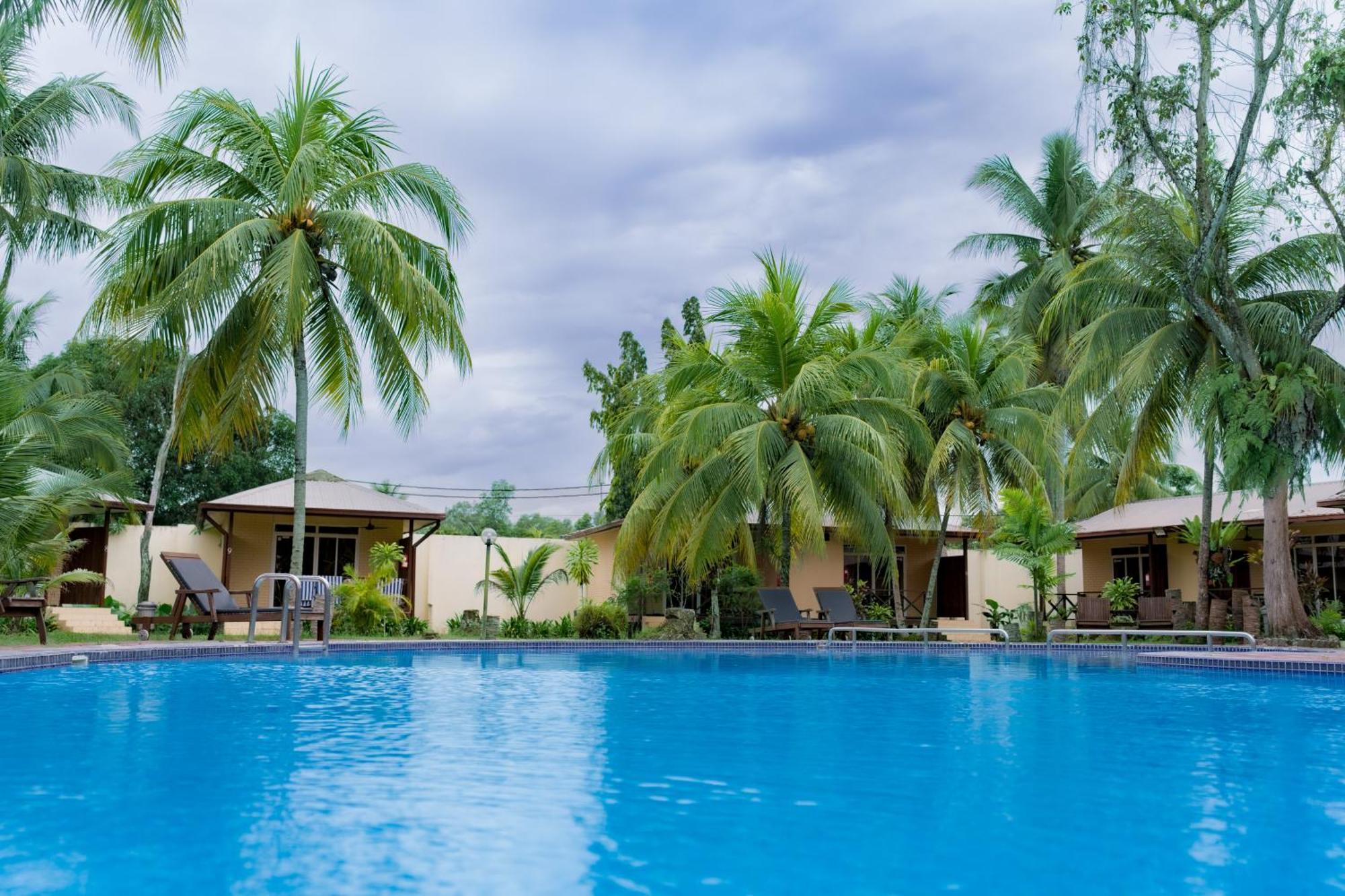 Langkah Syabas Beach Resort Kinarut Ngoại thất bức ảnh