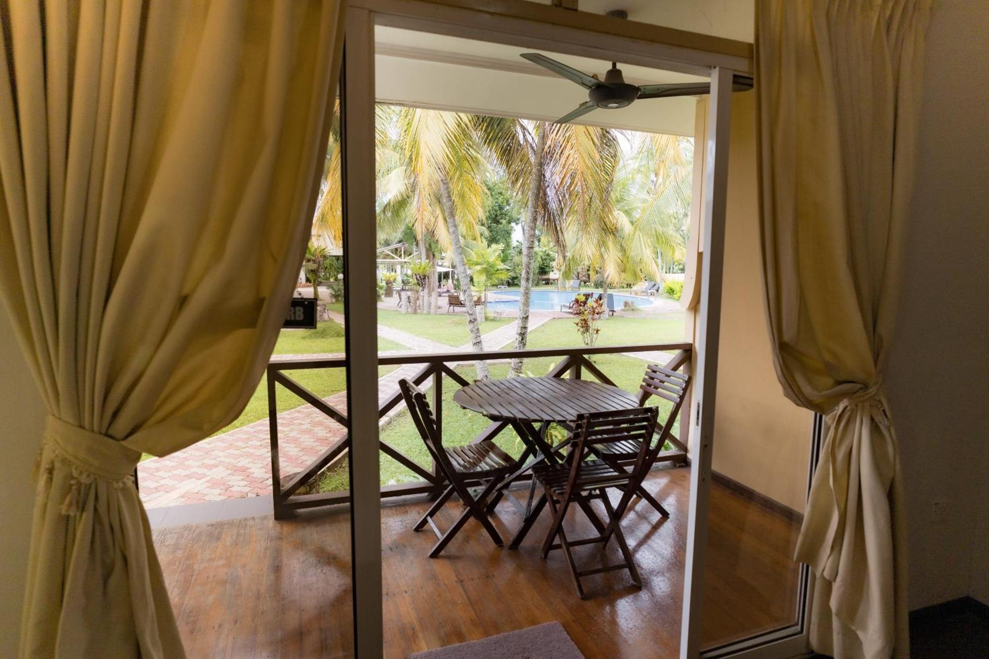 Langkah Syabas Beach Resort Kinarut Ngoại thất bức ảnh